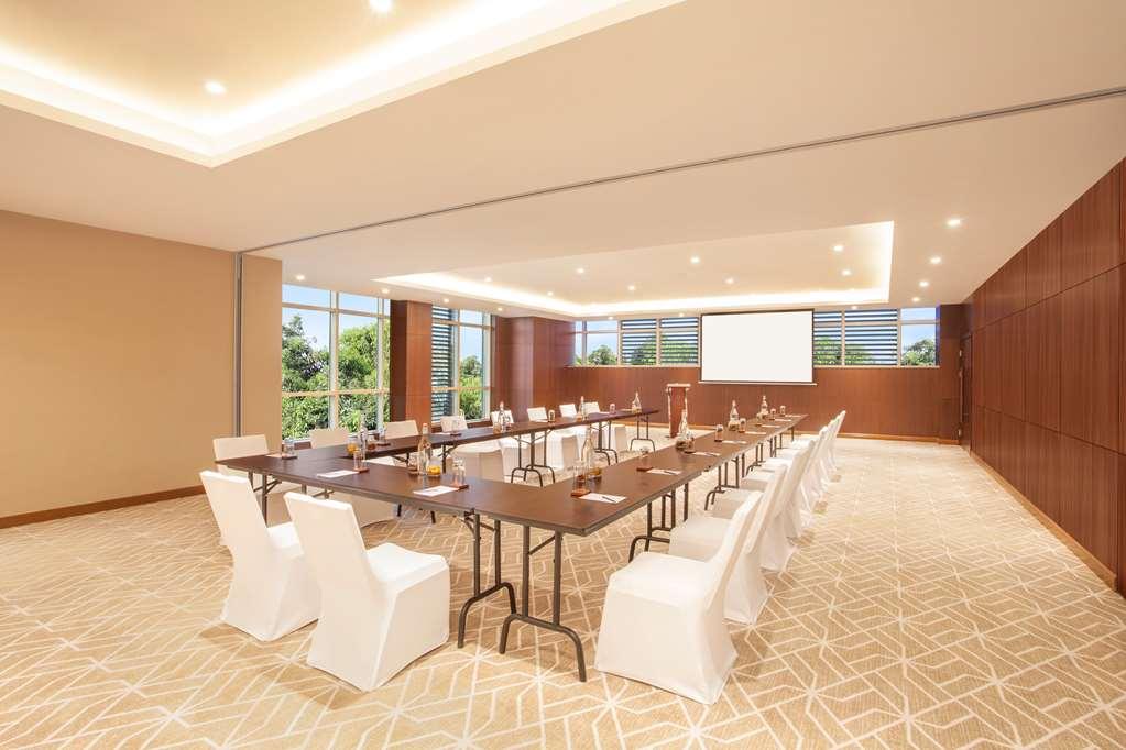 Hyatt Regency 5*