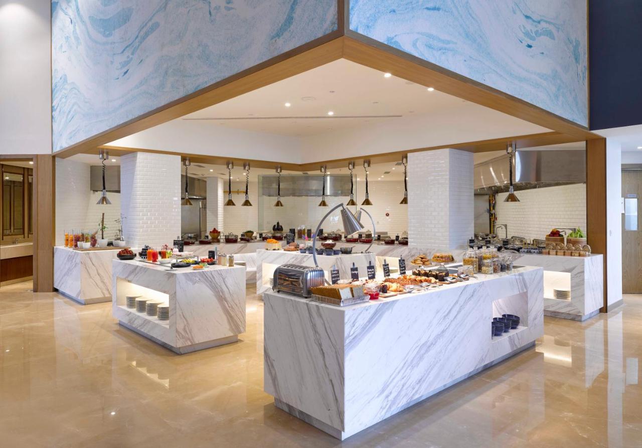होटल Hyatt Regency 5*