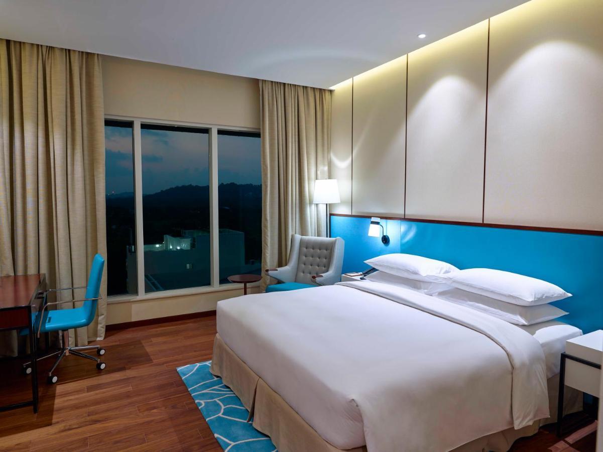 Hyatt Regency होटल Thrissur