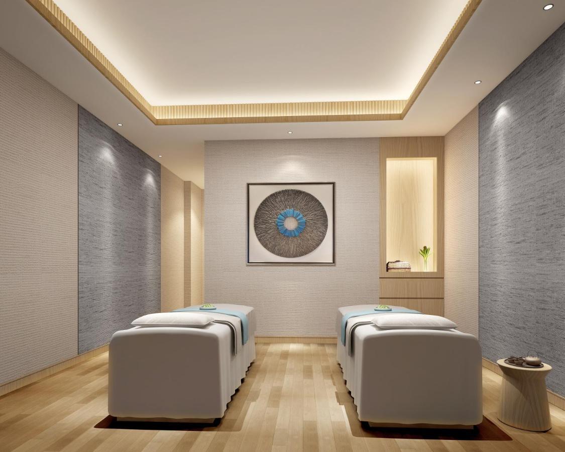 Hyatt Regency 5*